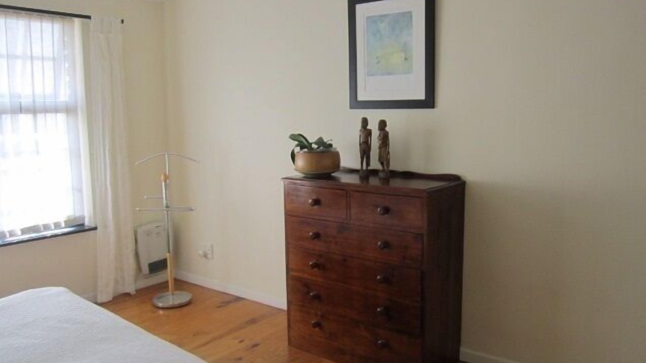Photo of Bedroom in Mountainside