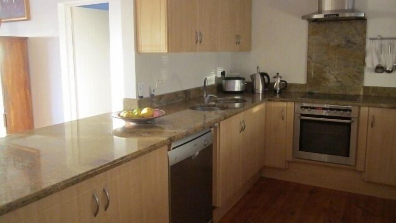 Photo of Kitchen in Mountainside
