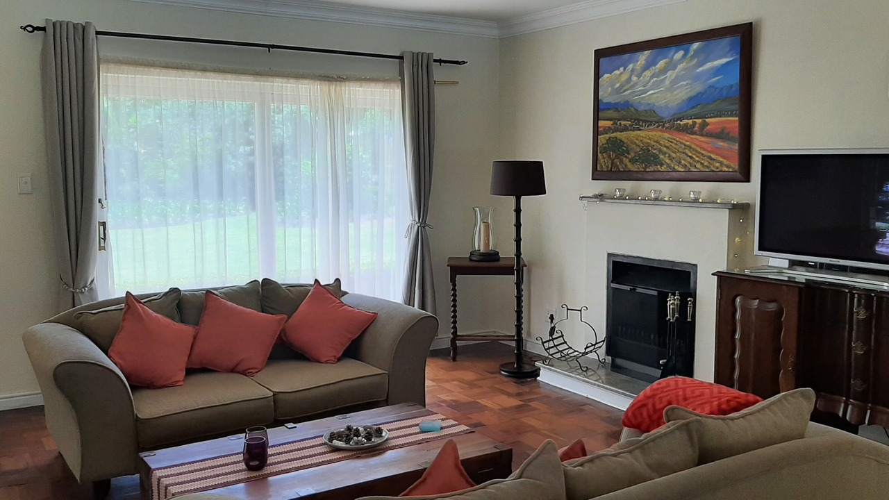 Photo of Livingroom in Somerset West