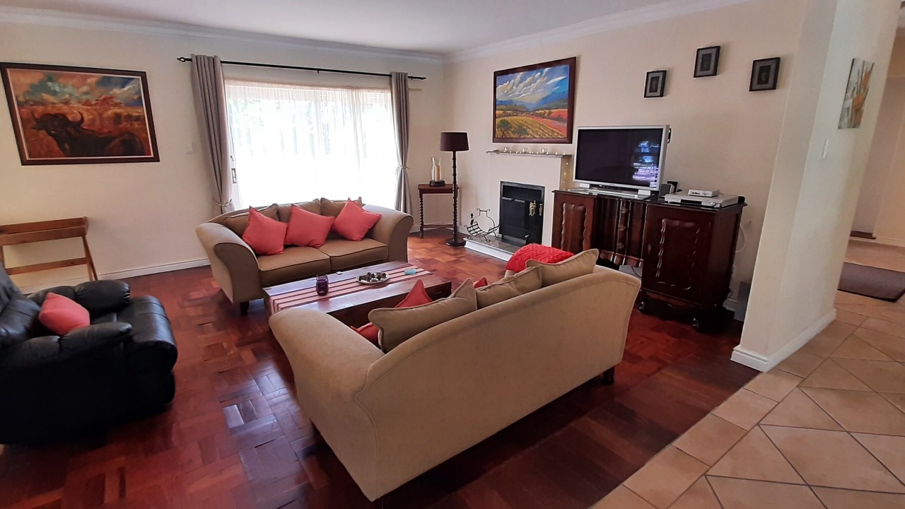 Photo of Livingroom in Somerset West