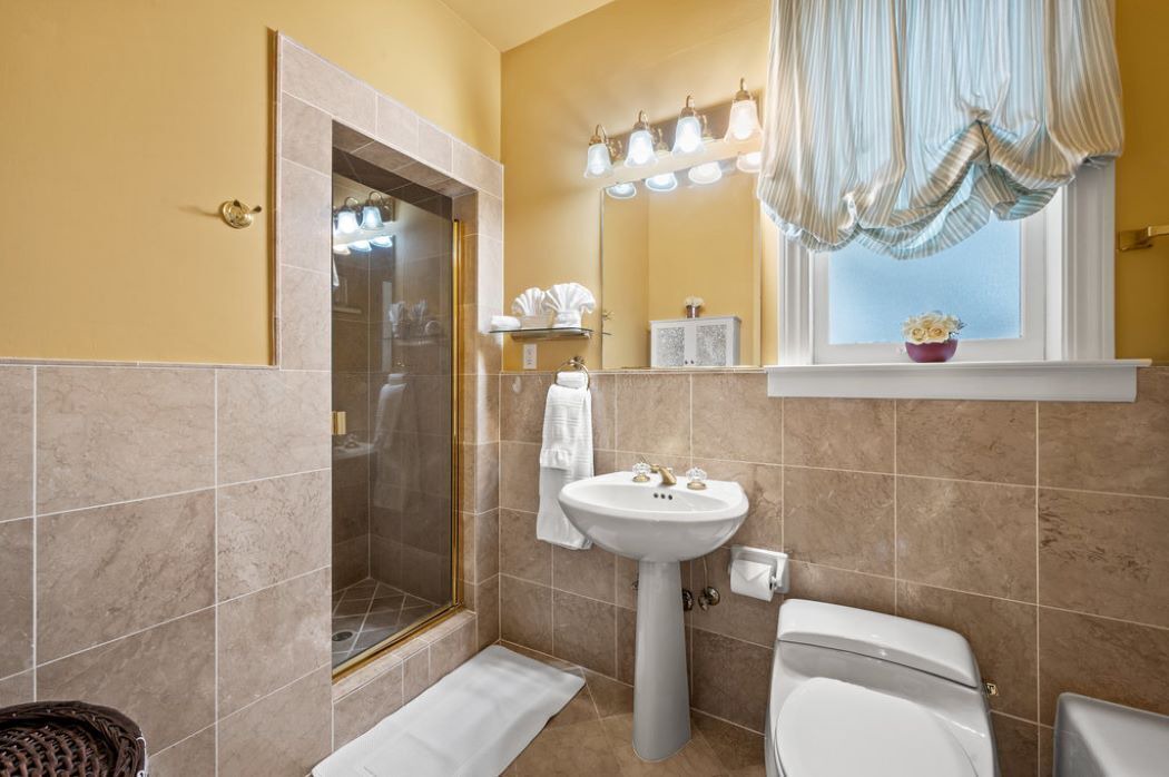 Photo of Bathroom in Marina District