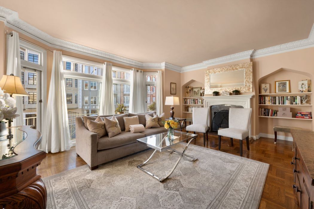 Photo of Livingroom in Marina District