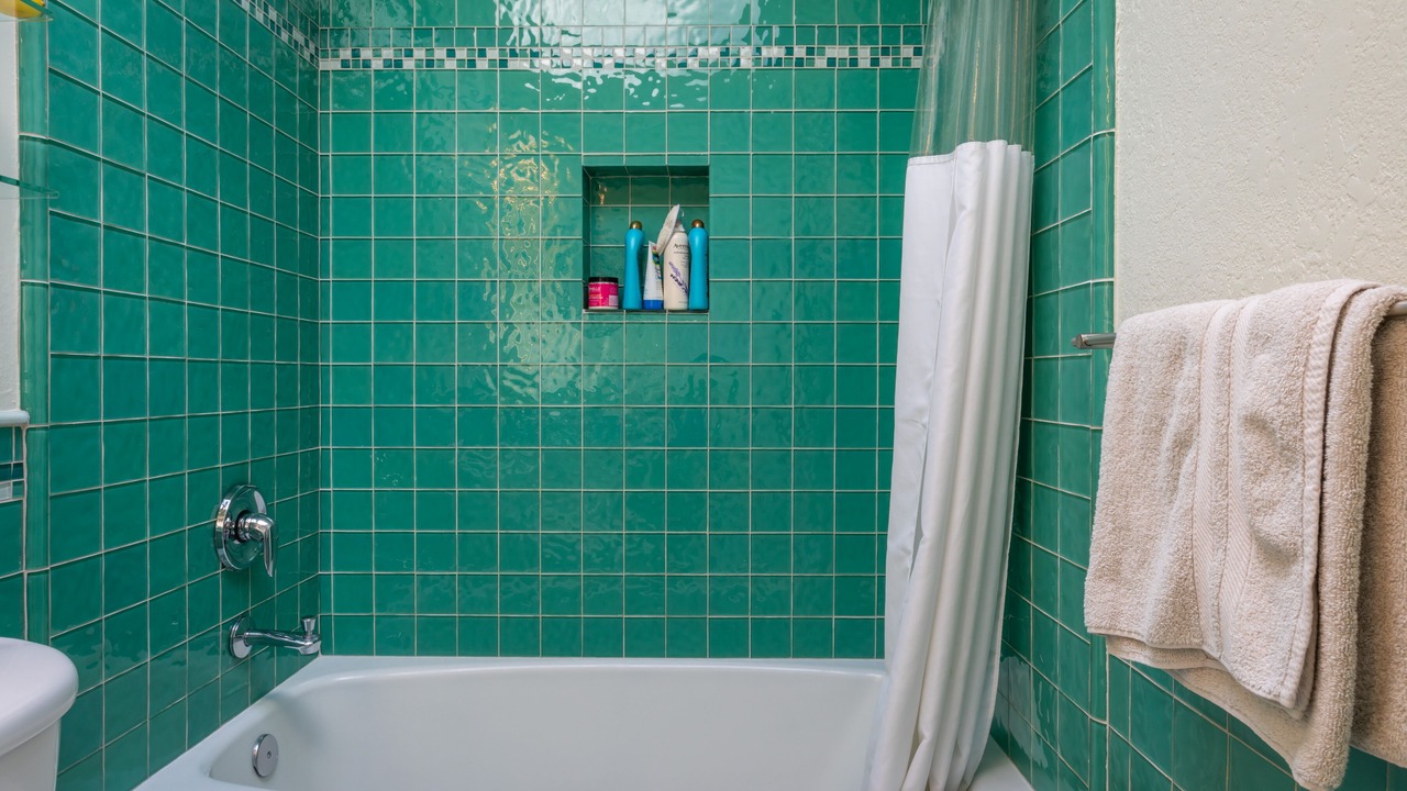 Photo of Bathroom in Upper Market