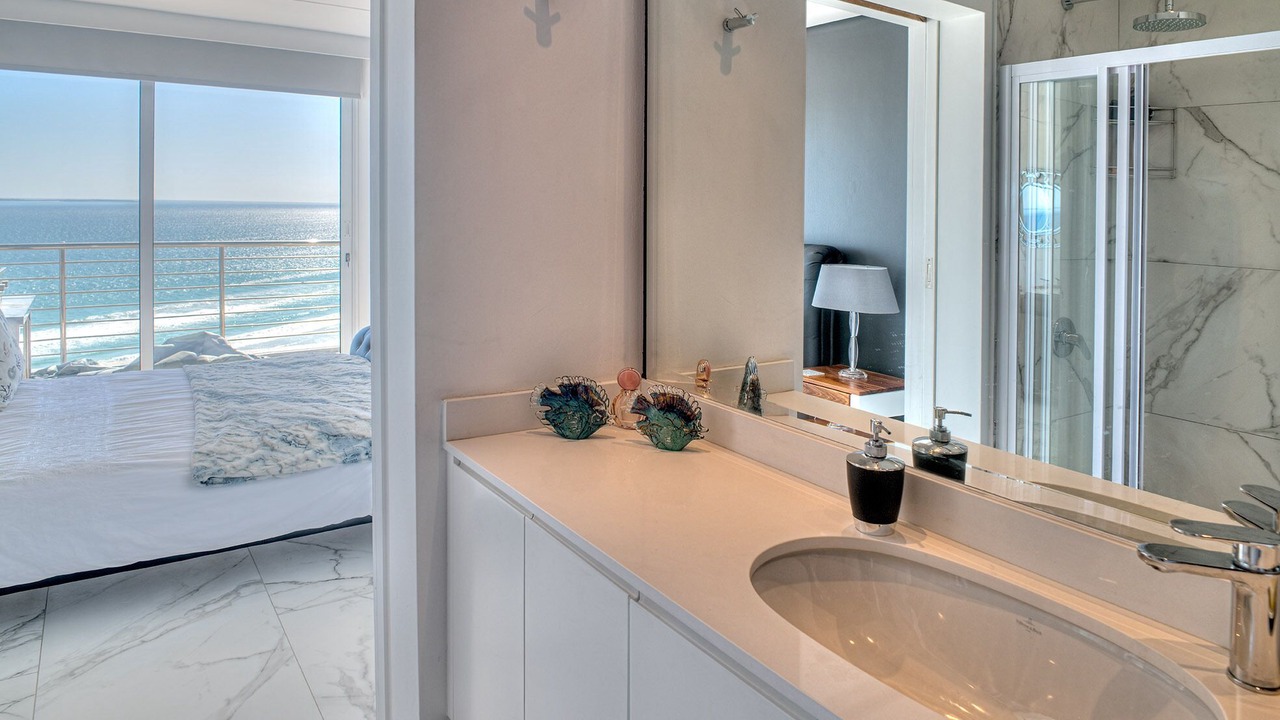 Photo of Bathroom in Bloubergstrand