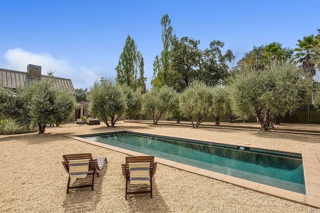 Photo of Outdoor in St. Helena