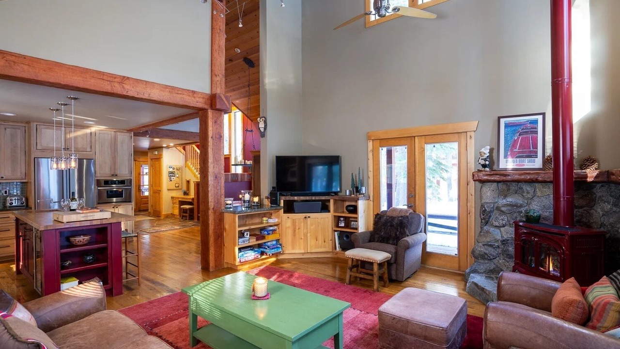 Photo of Livingroom in Truckee