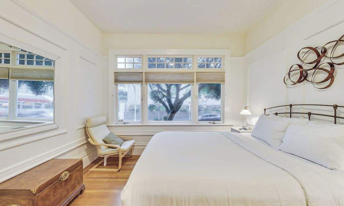 Photo of Others in Pacific Heights