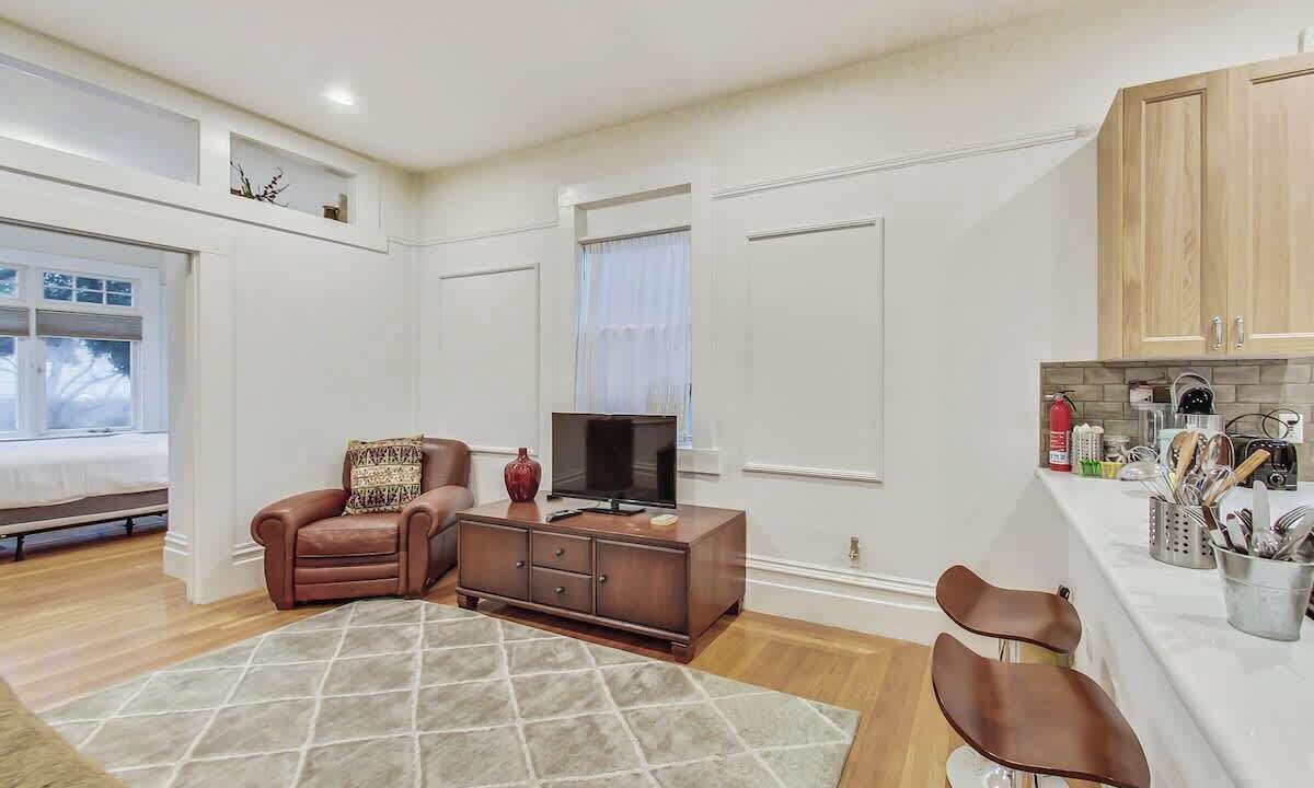 Photo of Livingroom in Pacific Heights