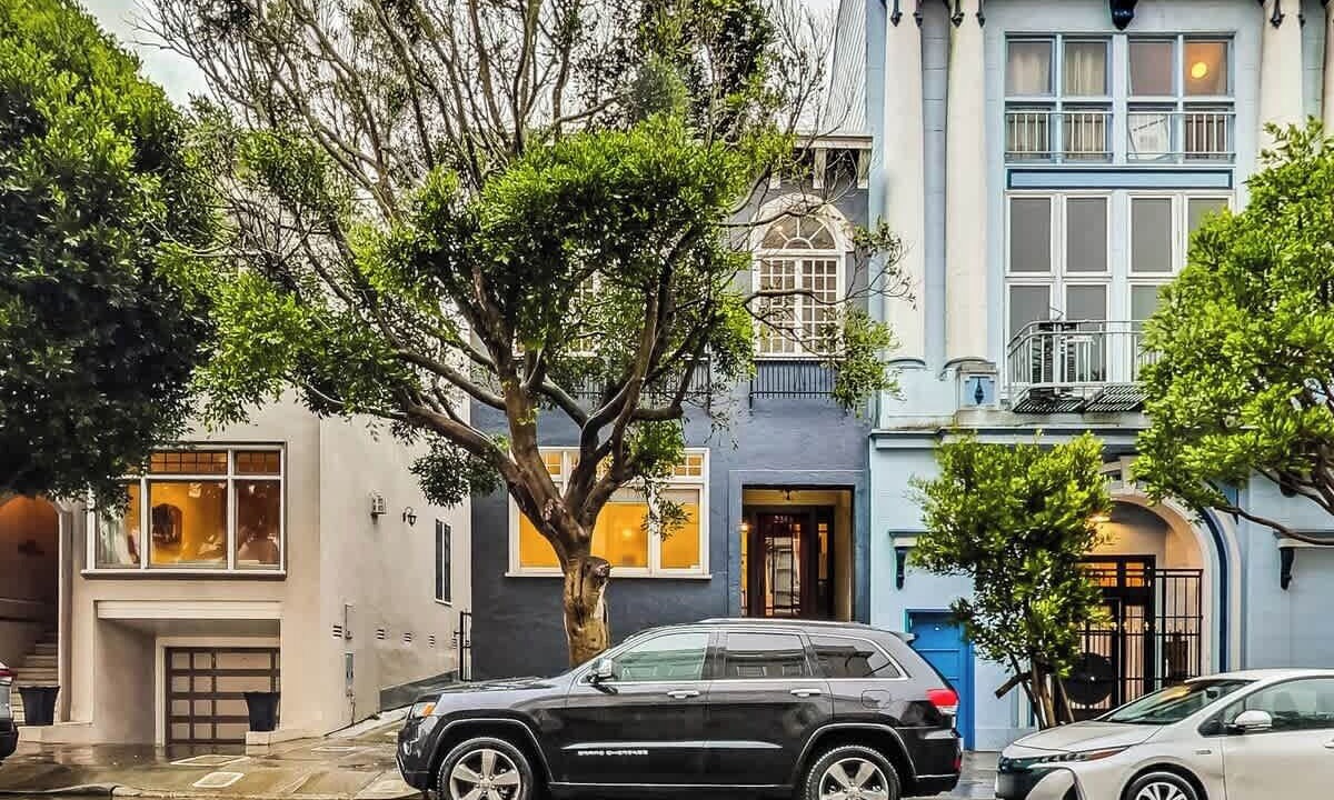 Photo of Others in Pacific Heights
