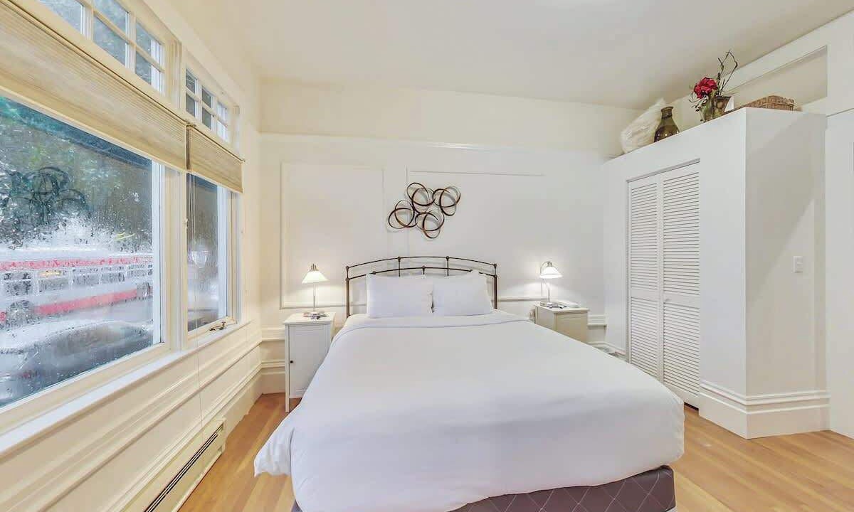 Photo of Others in Pacific Heights