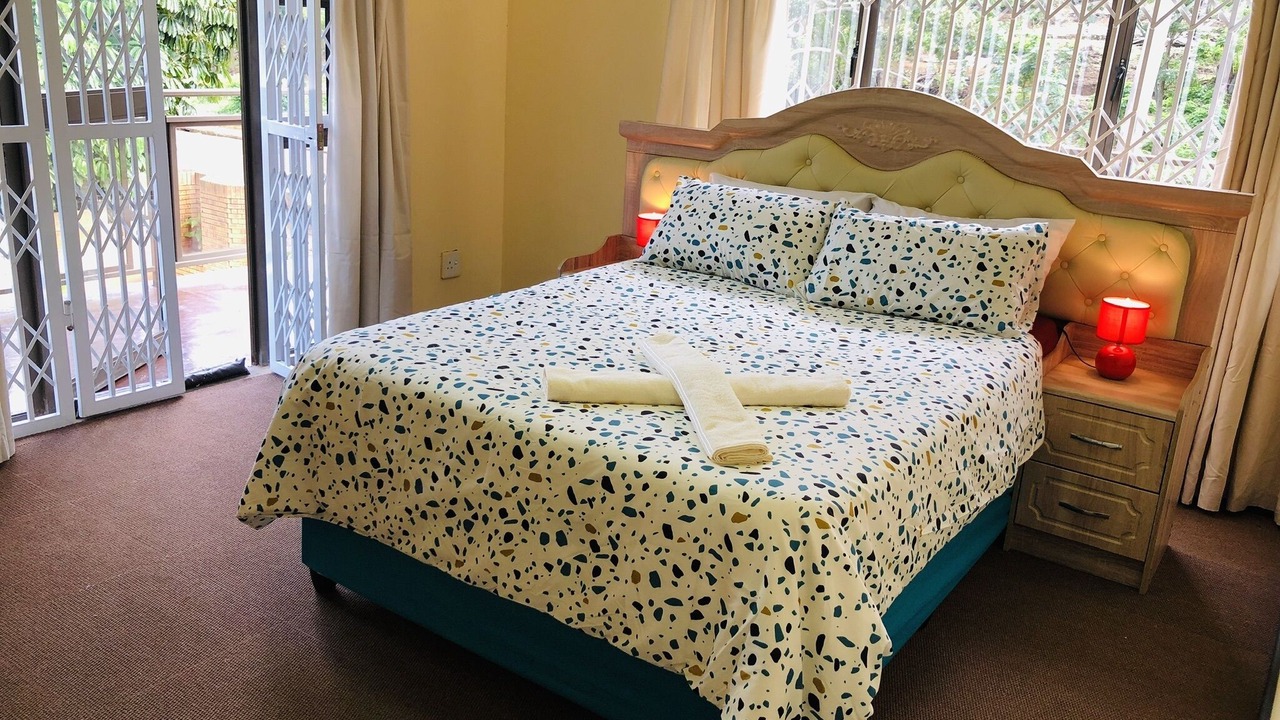 Photo of Bedroom in Berea