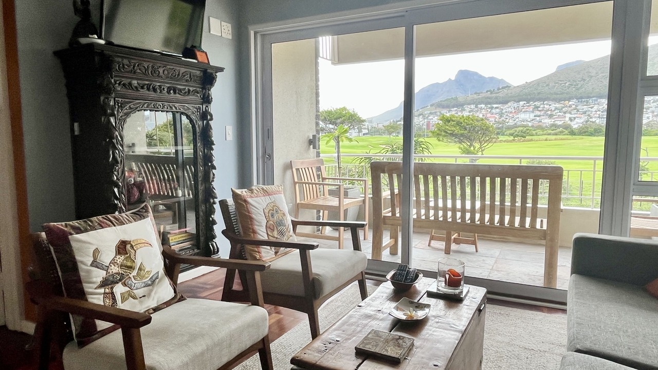 Photo of Livingroom in Mouille Point