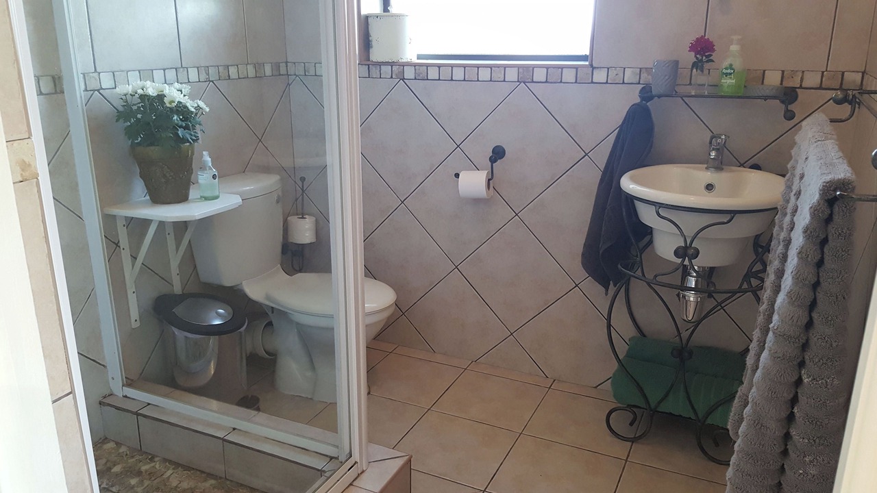 Photo of Bathroom in Paradise Beach