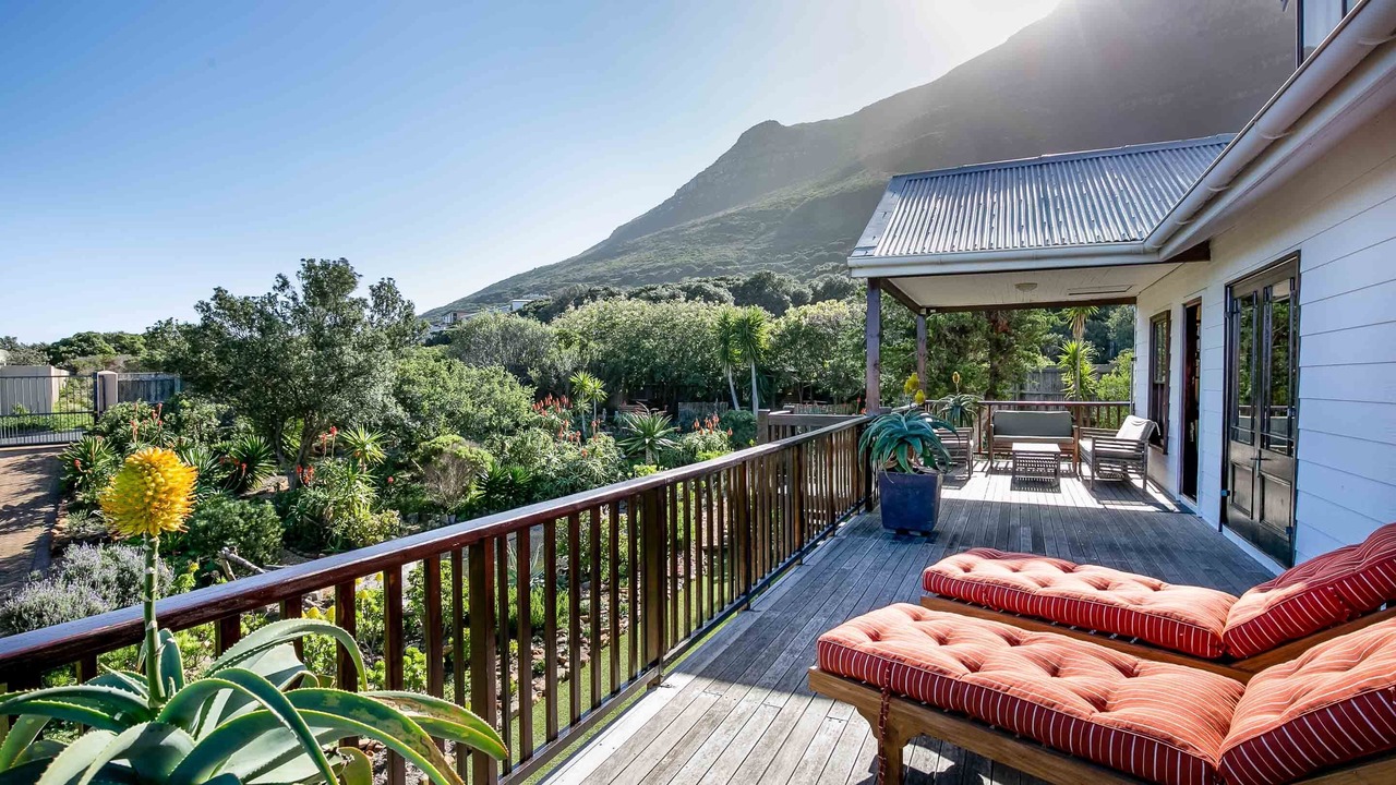 Photo of Patio Balcony in Noordhoek