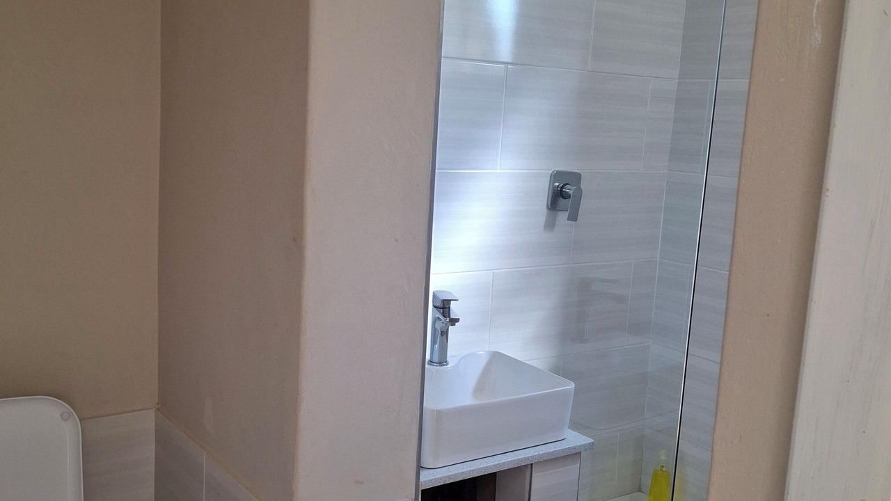 Photo of Bathroom in Greater Johannesburg Metropolitan Area