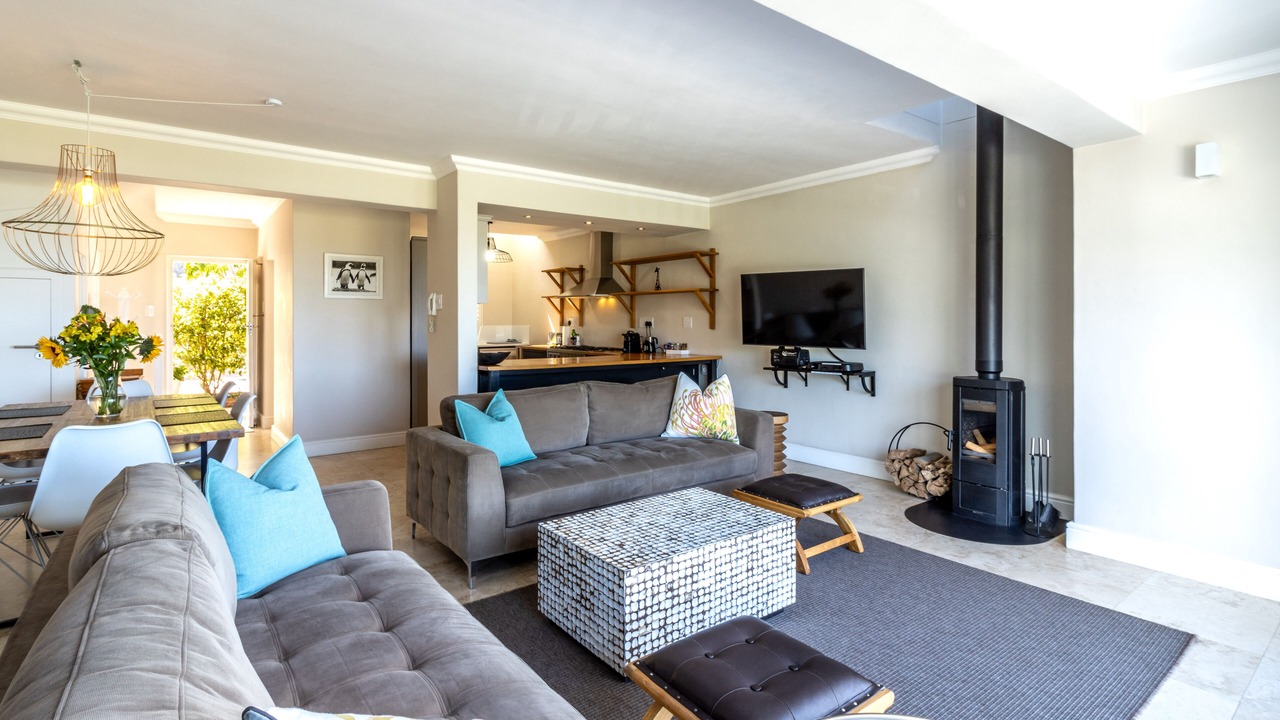 Photo of Livingroom in Scott Estate