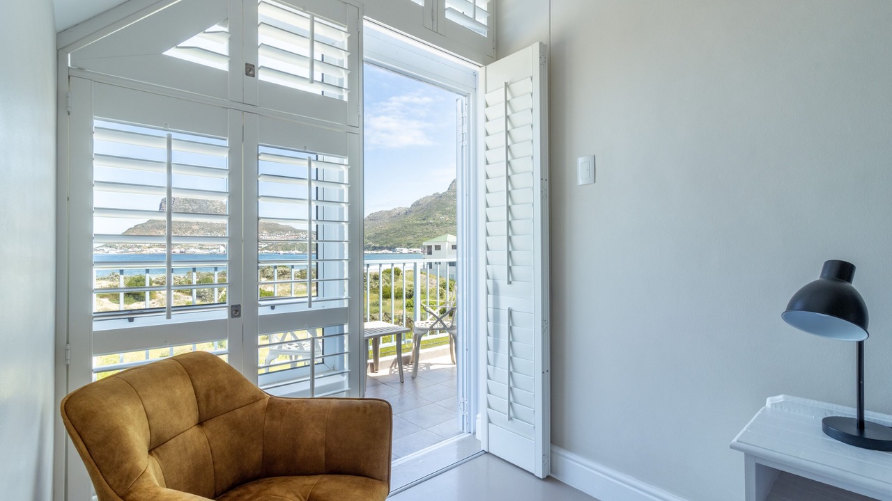 Photo of Livingroom in Scott Estate