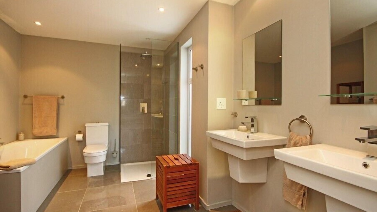 Photo of Bathroom in Steenberg Estate