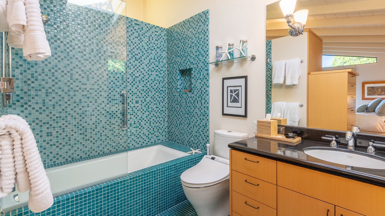Photo of Bathroom in Carmel Point