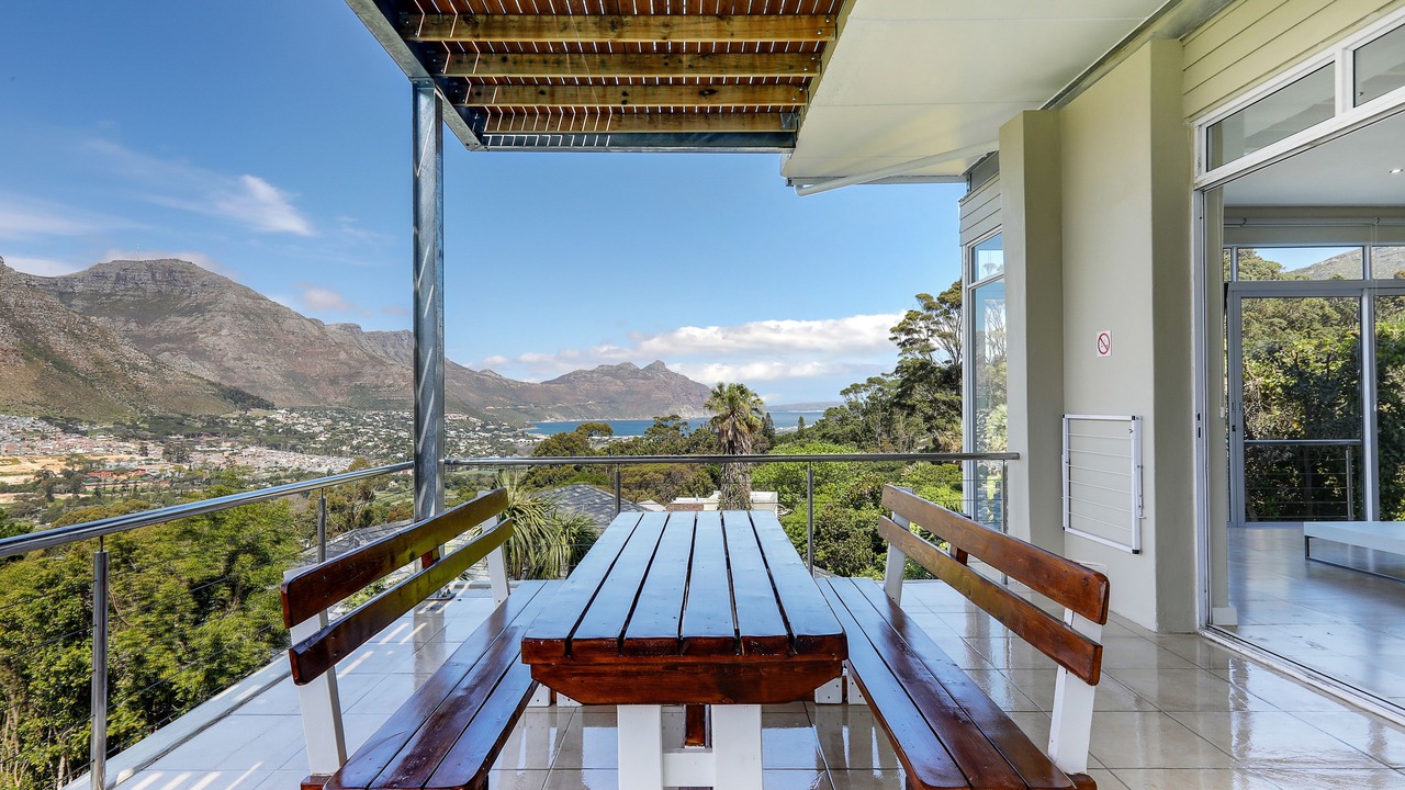 Photo of Patio Balcony in Hout Bay