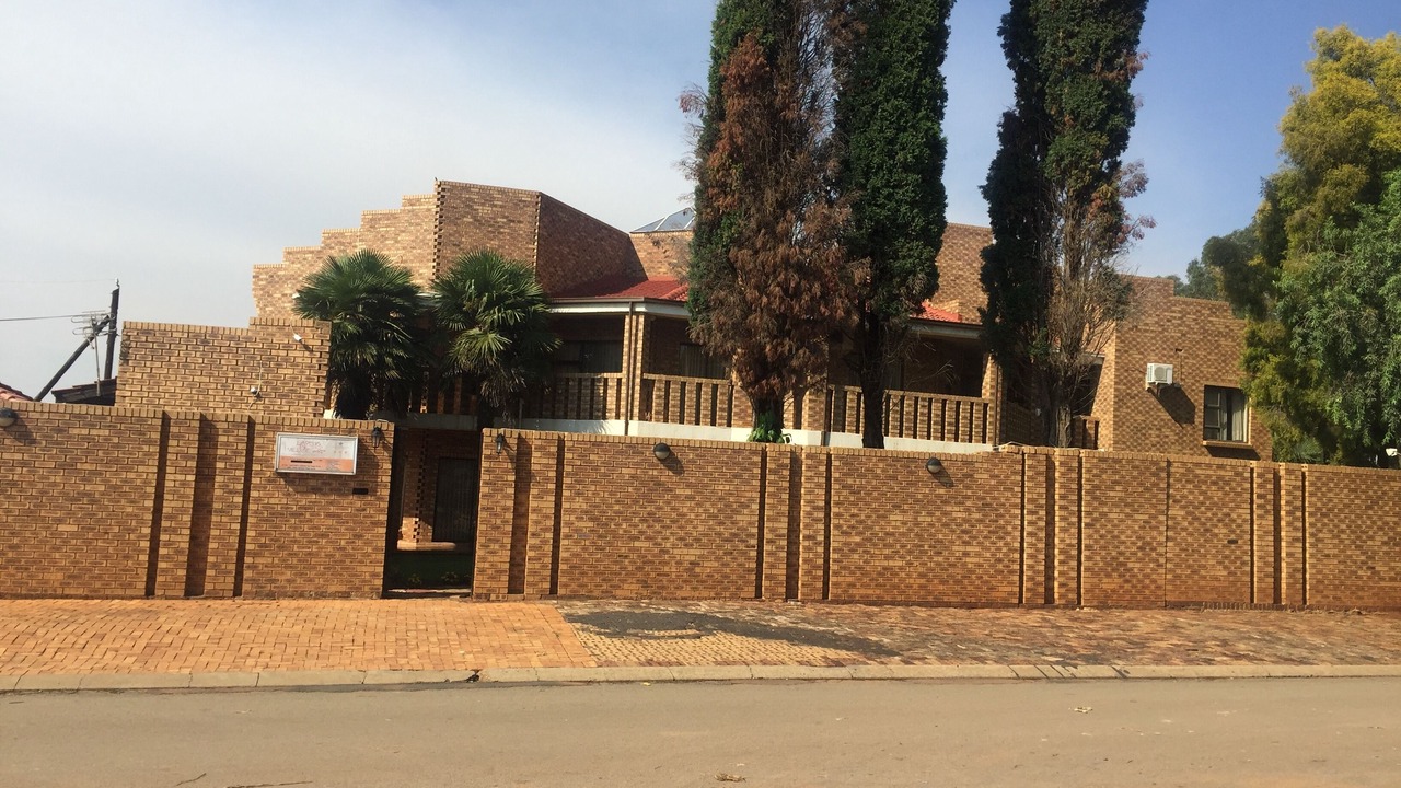 Photo of Outdoor in Daveyton