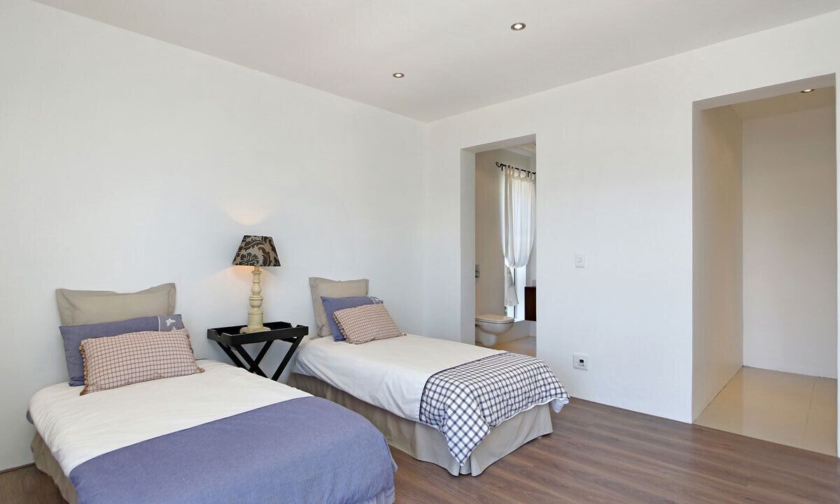 Photo of Bedroom in Kommetjie
