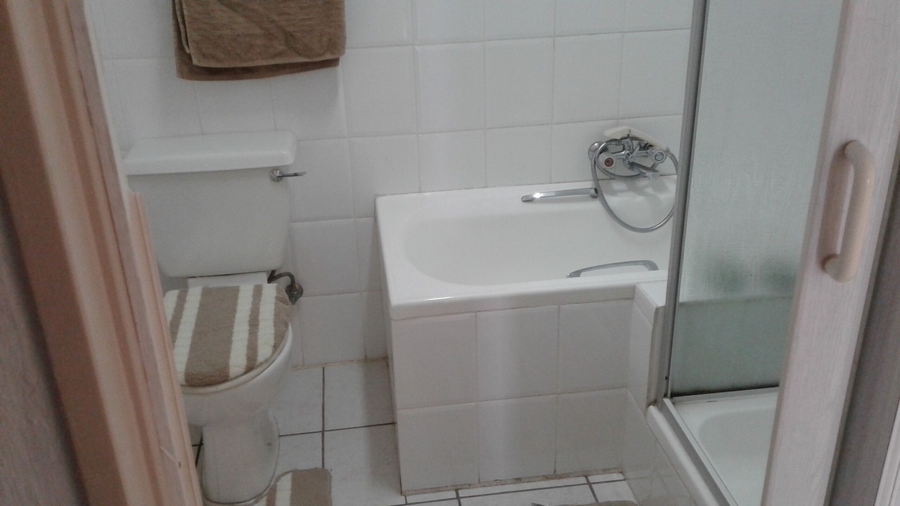 Photo of Bathroom in Doonside