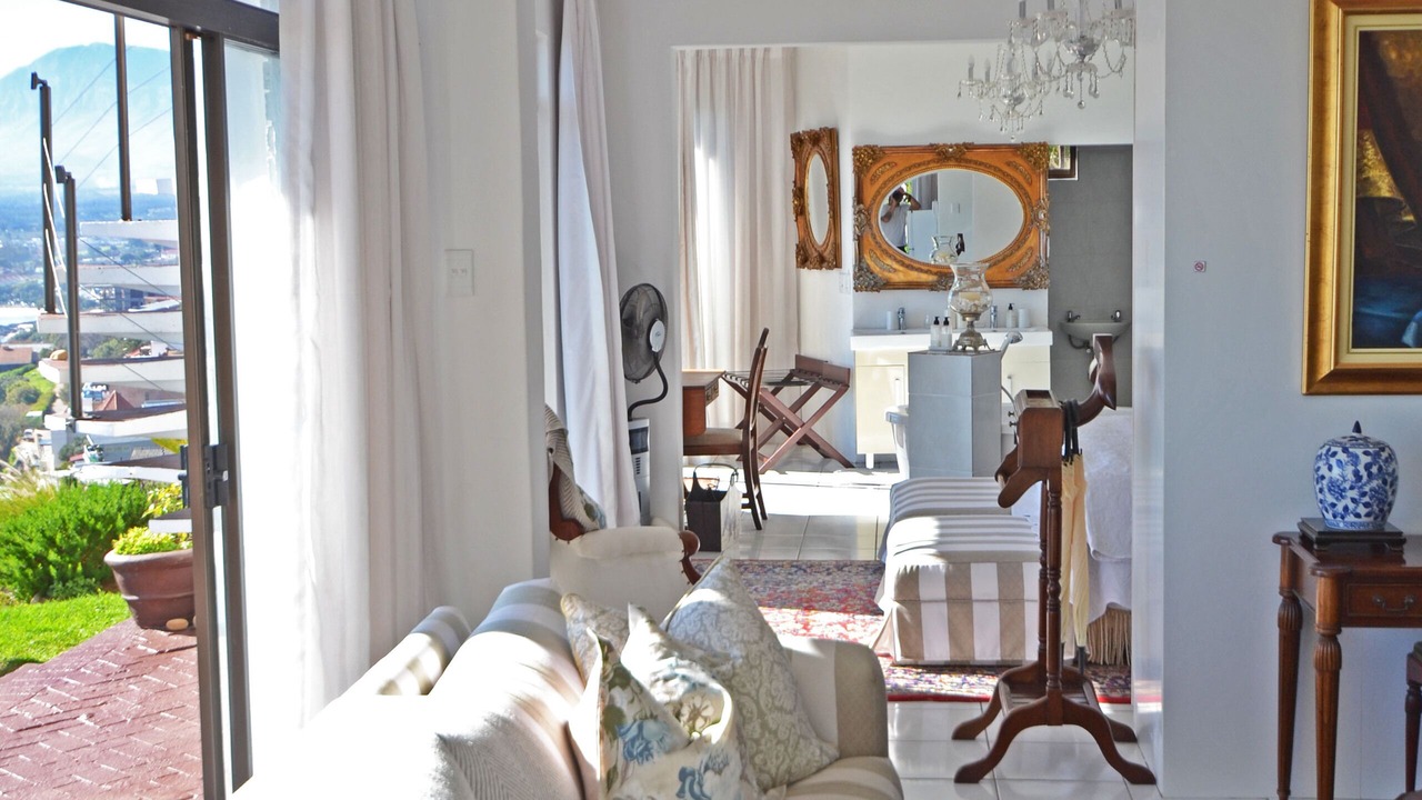Photo of Livingroom in Mountainside