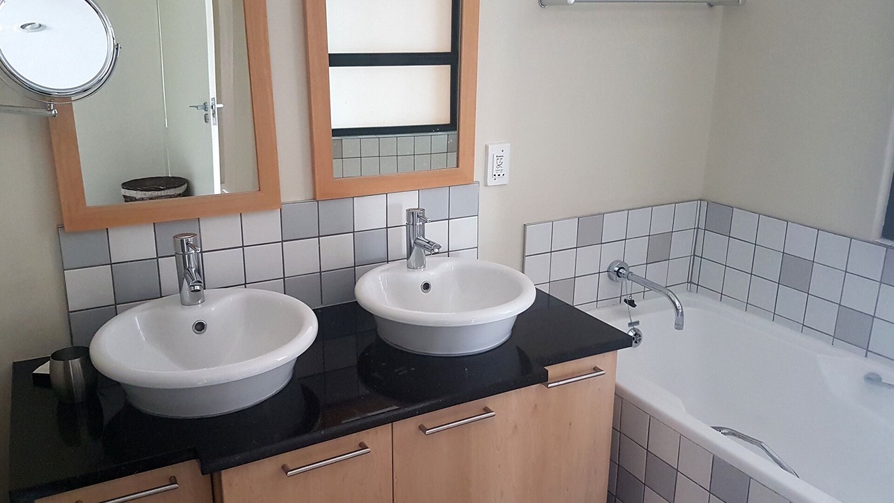 Photo of Bathroom in Greater Johannesburg Metropolitan Area