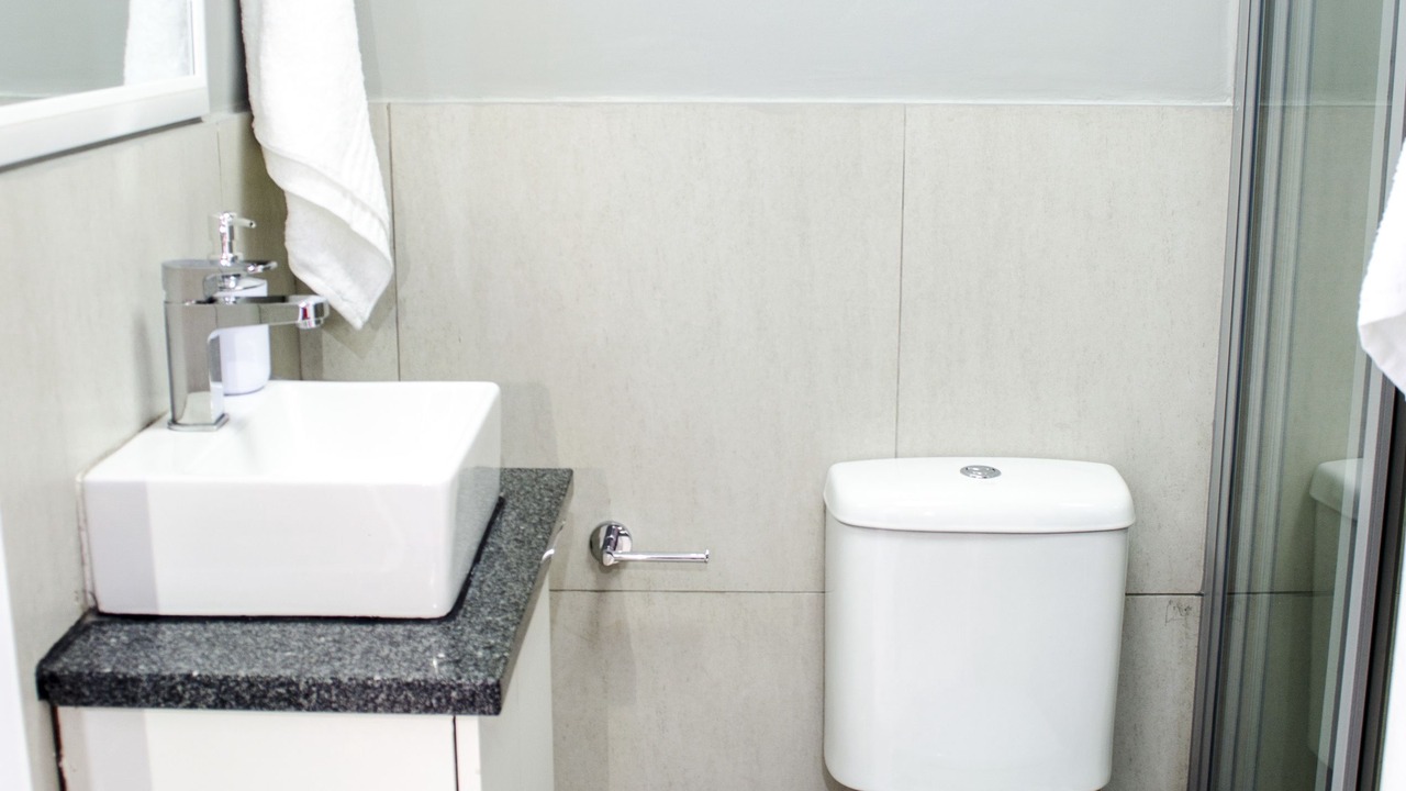 Photo of Bathroom in Observatory