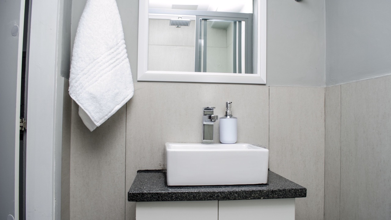 Photo of Bathroom in Observatory