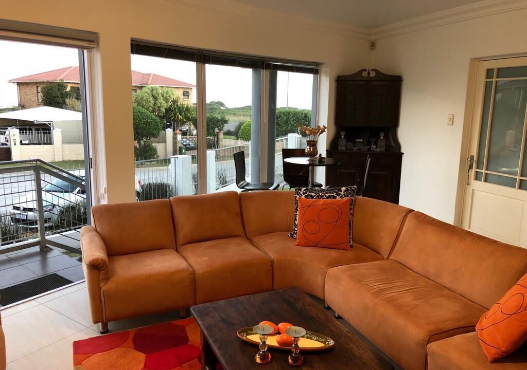 Photo of Livingroom in Bluewater Bay
