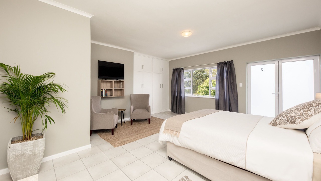 Photo of Bedroom in Elgin