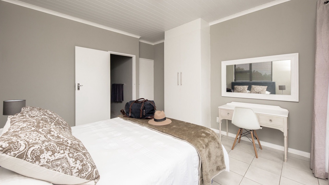 Photo of Bedroom in Elgin