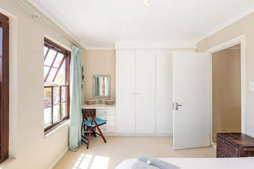 Photo of Bedroom in Claremont