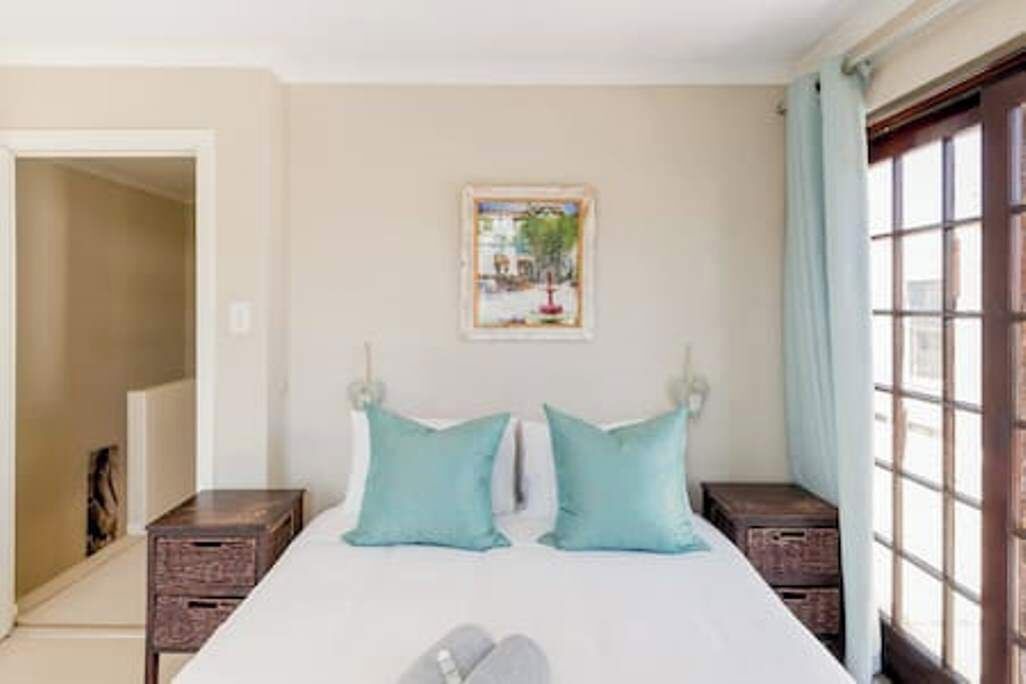 Photo of Bedroom in Claremont