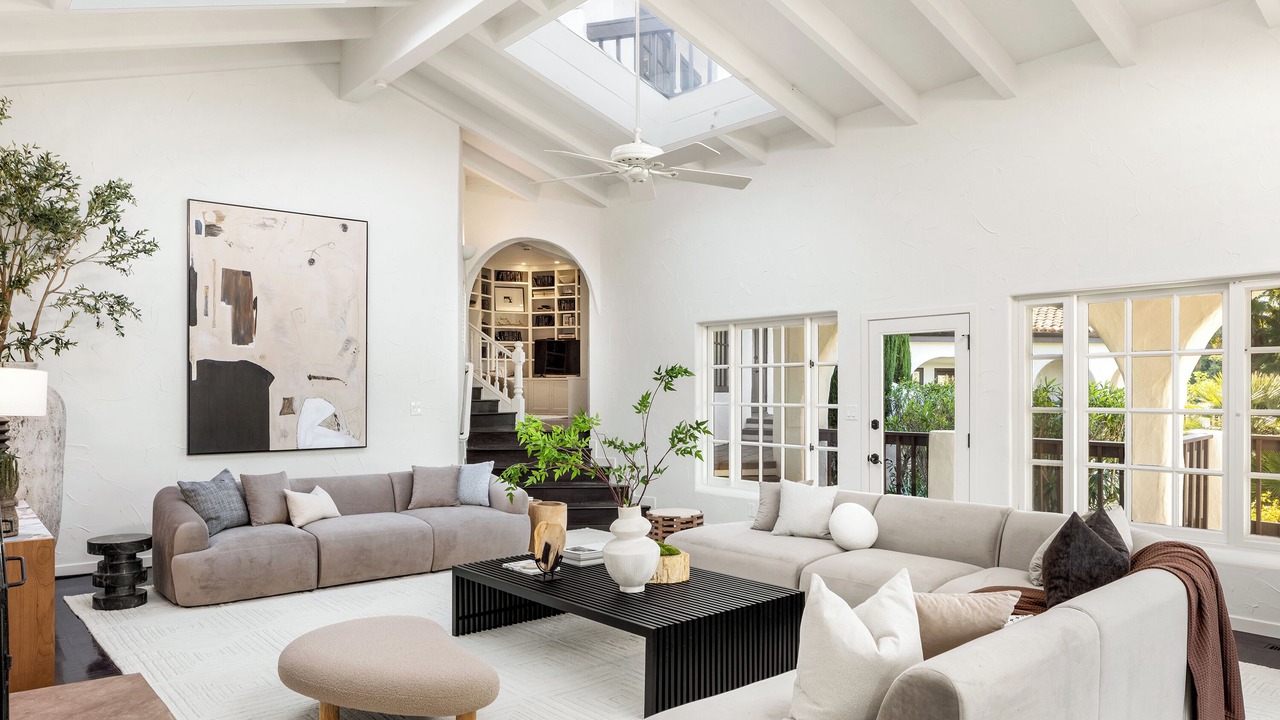 Photo of Livingroom in Glen Ellen