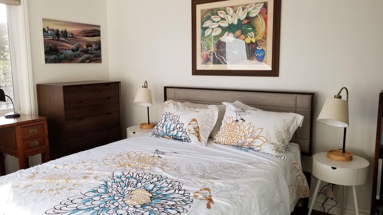 Photo of Bedroom in Richmond Annex