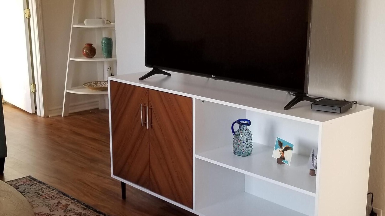 Photo of Livingroom in Richmond Annex