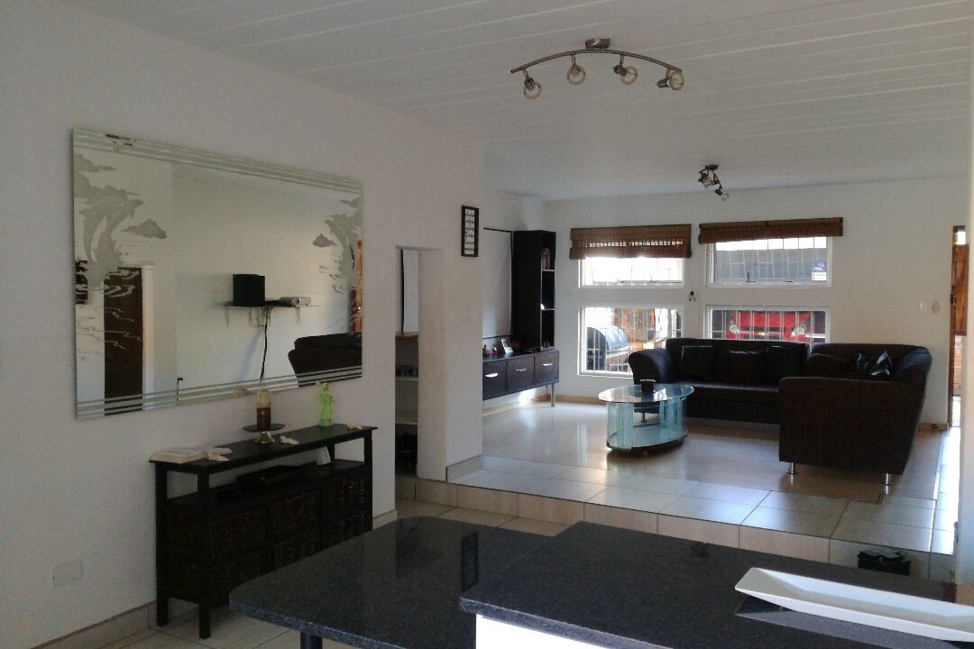 Photo of Livingroom in Greater Johannesburg Metropolitan Area