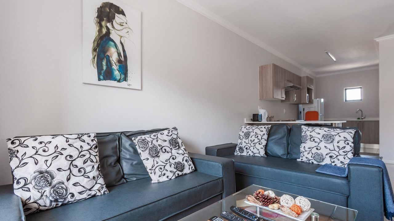 Photo of Livingroom in Greater Johannesburg Metropolitan Area