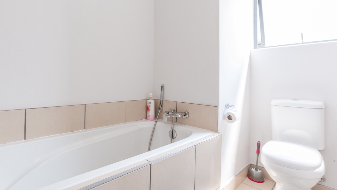 Photo of Bathroom in Greater Johannesburg Metropolitan Area