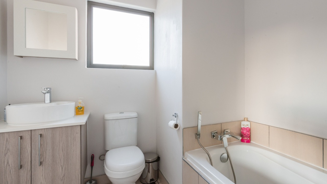 Photo of Bathroom in Greater Johannesburg Metropolitan Area
