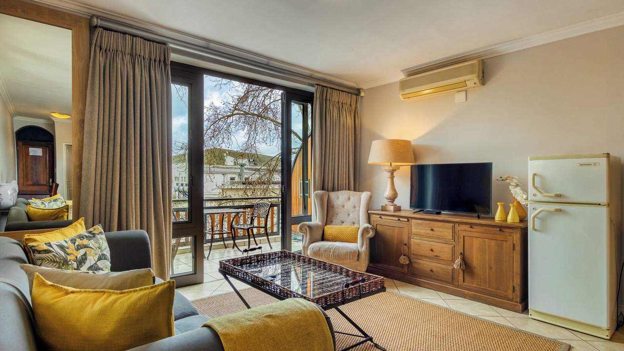 Photo of Livingroom in Stellenbosch Central
