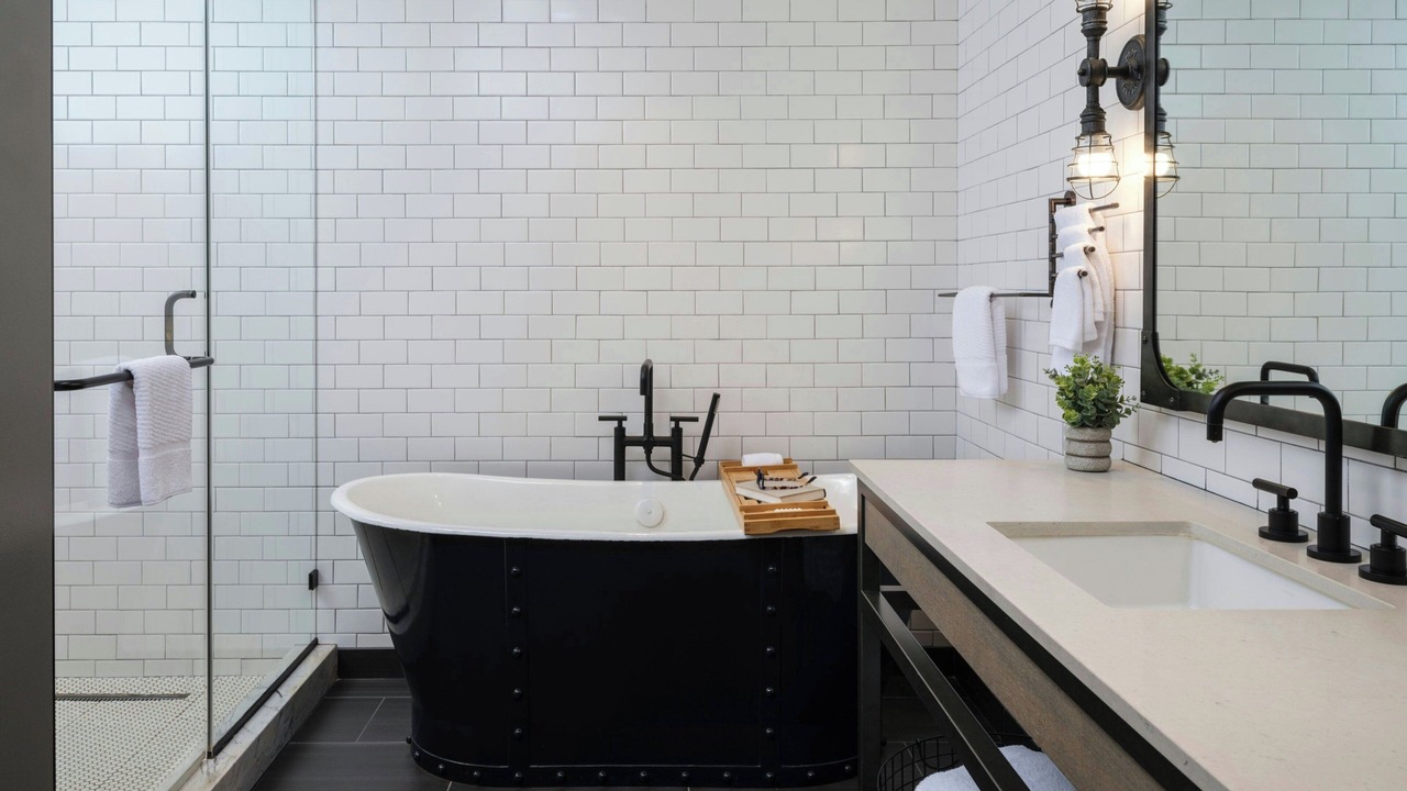 Photo of Bathroom in Fisherman's Wharf