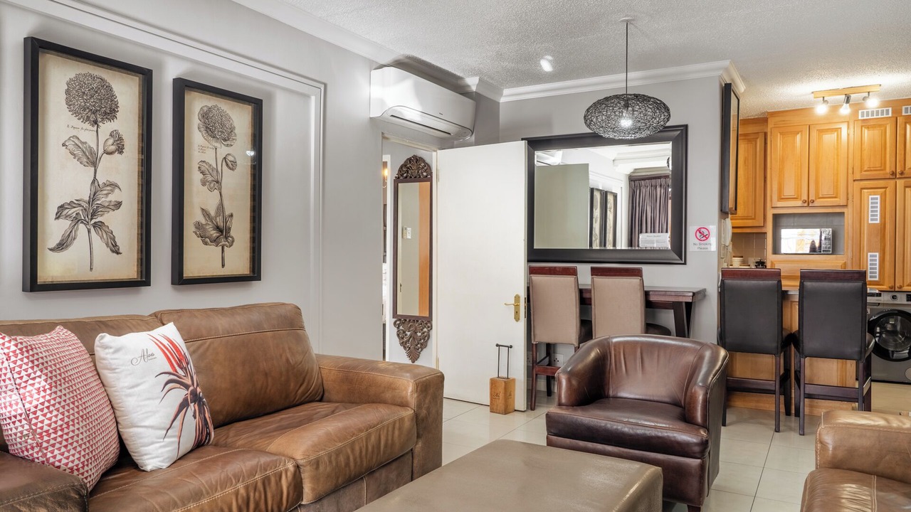 Photo of Livingroom in Stellenbosch Central