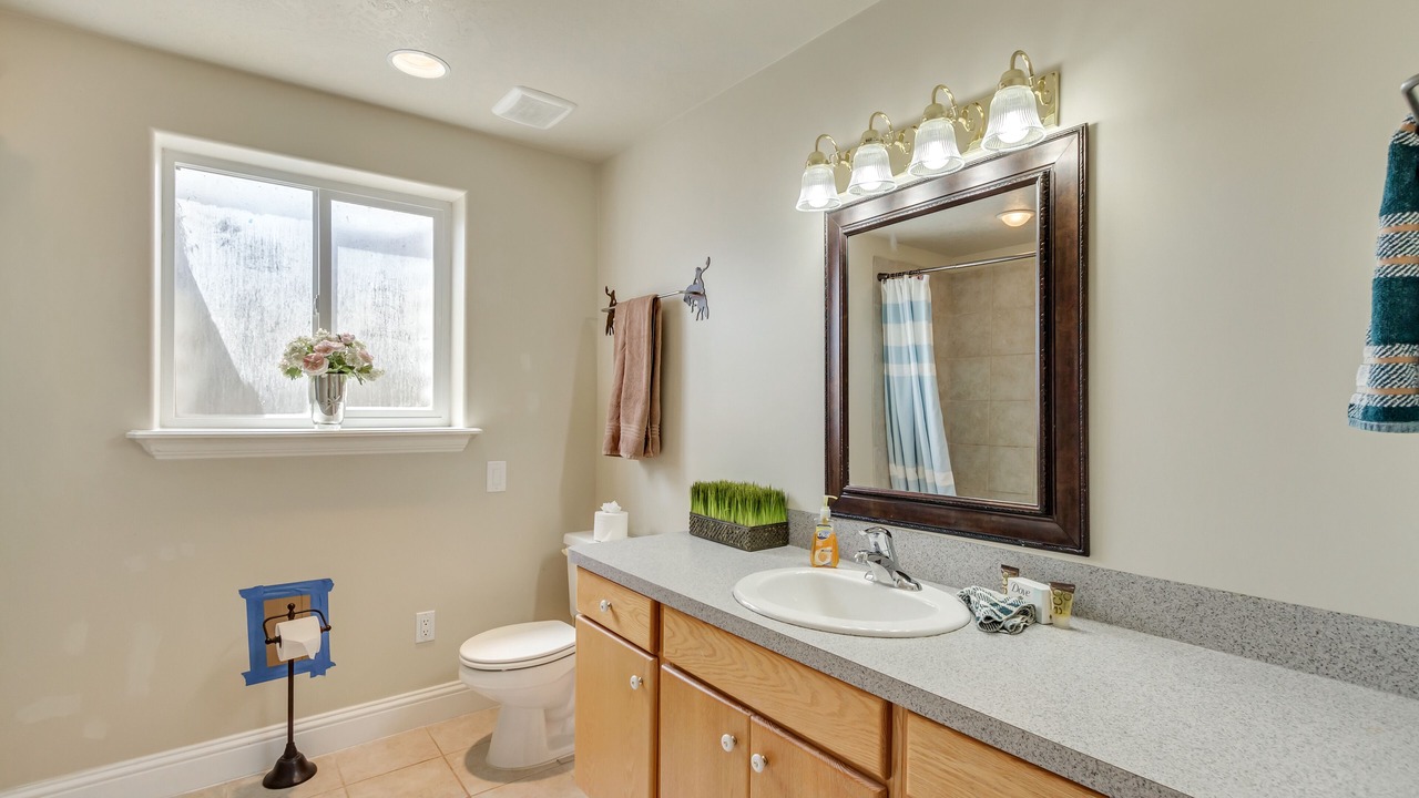 Photo of Bathroom in Porterville