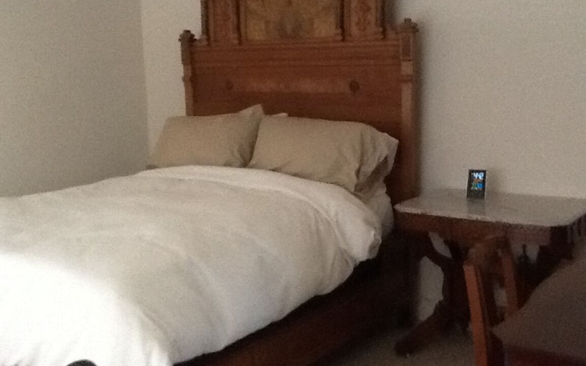 Photo of Bedroom in Shasta-Hanchett Park