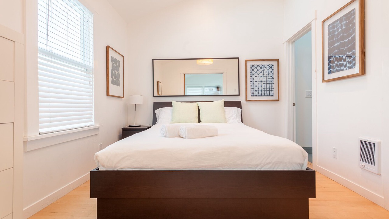 Photo of Bedroom in Sharp Park