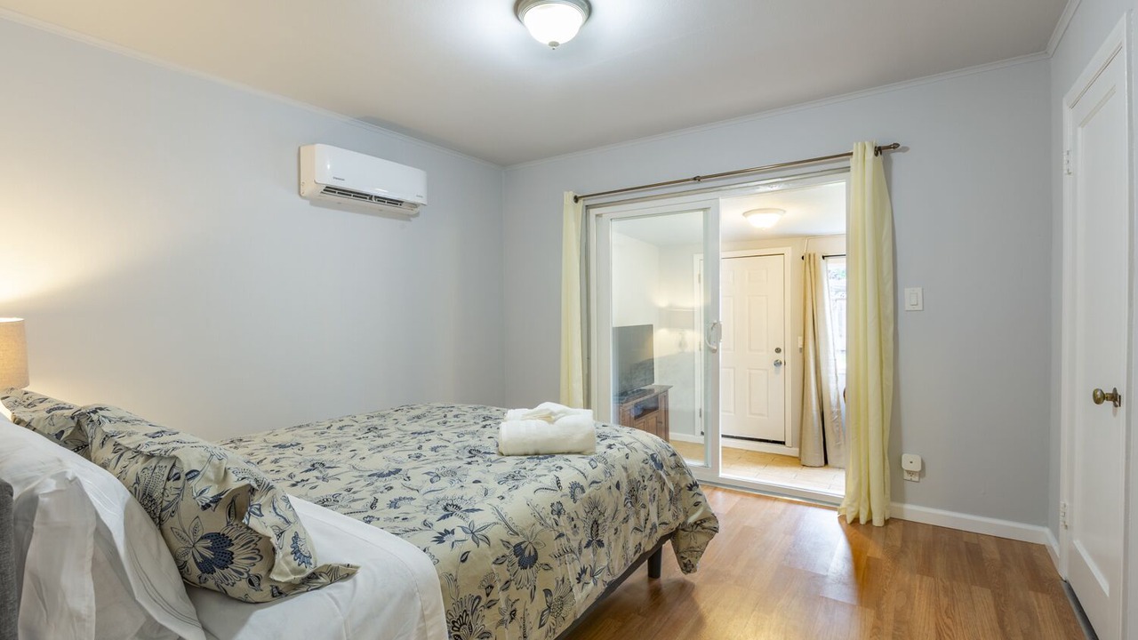 Photo of Bedroom in Redwood City